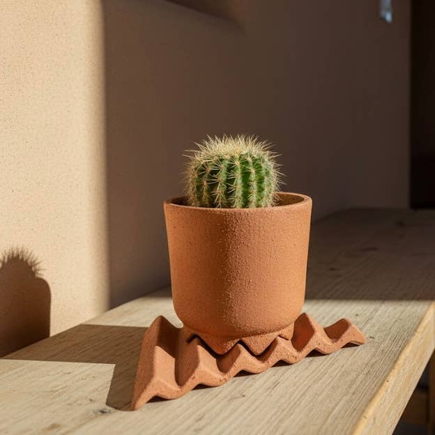 Wyatt Little - Wholesale Plant Pot - Acute Planter0