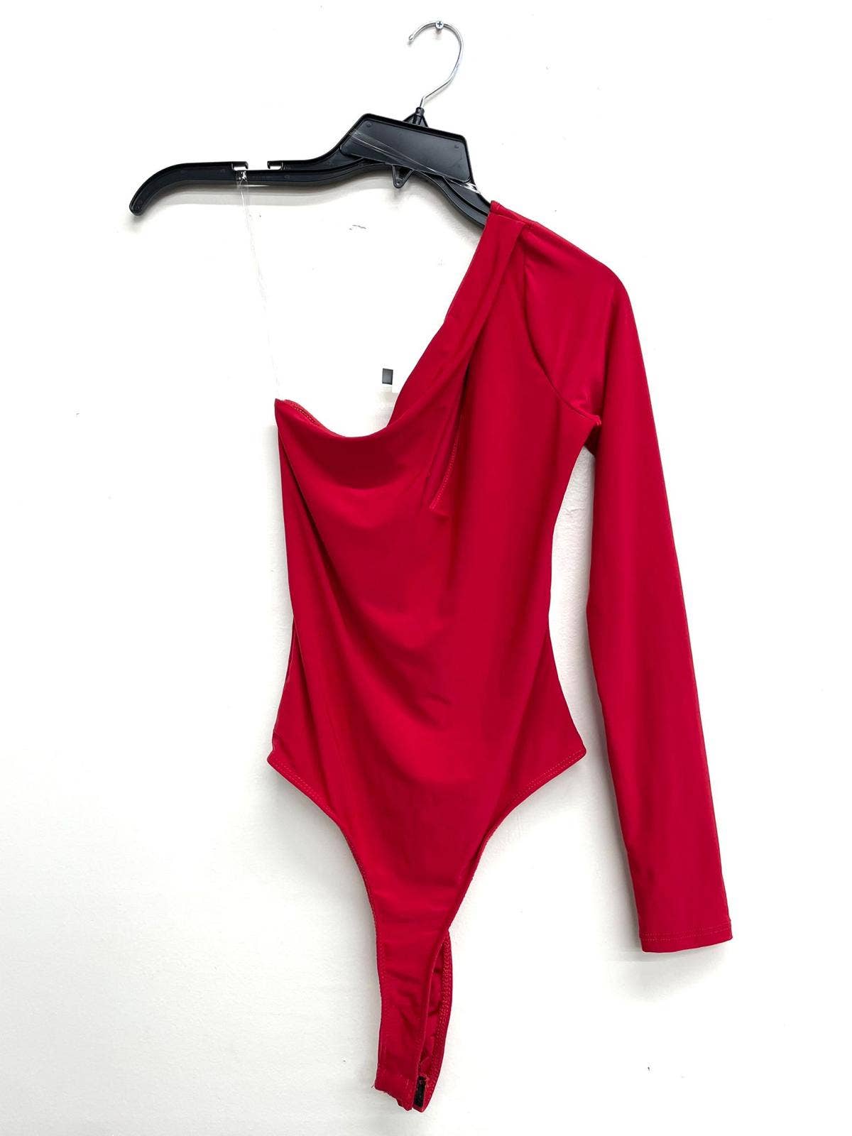 Uptown Apparel - Venta al por mayor Body - Mujer - Body con forro de tanga recortado con un solo hombro J67786