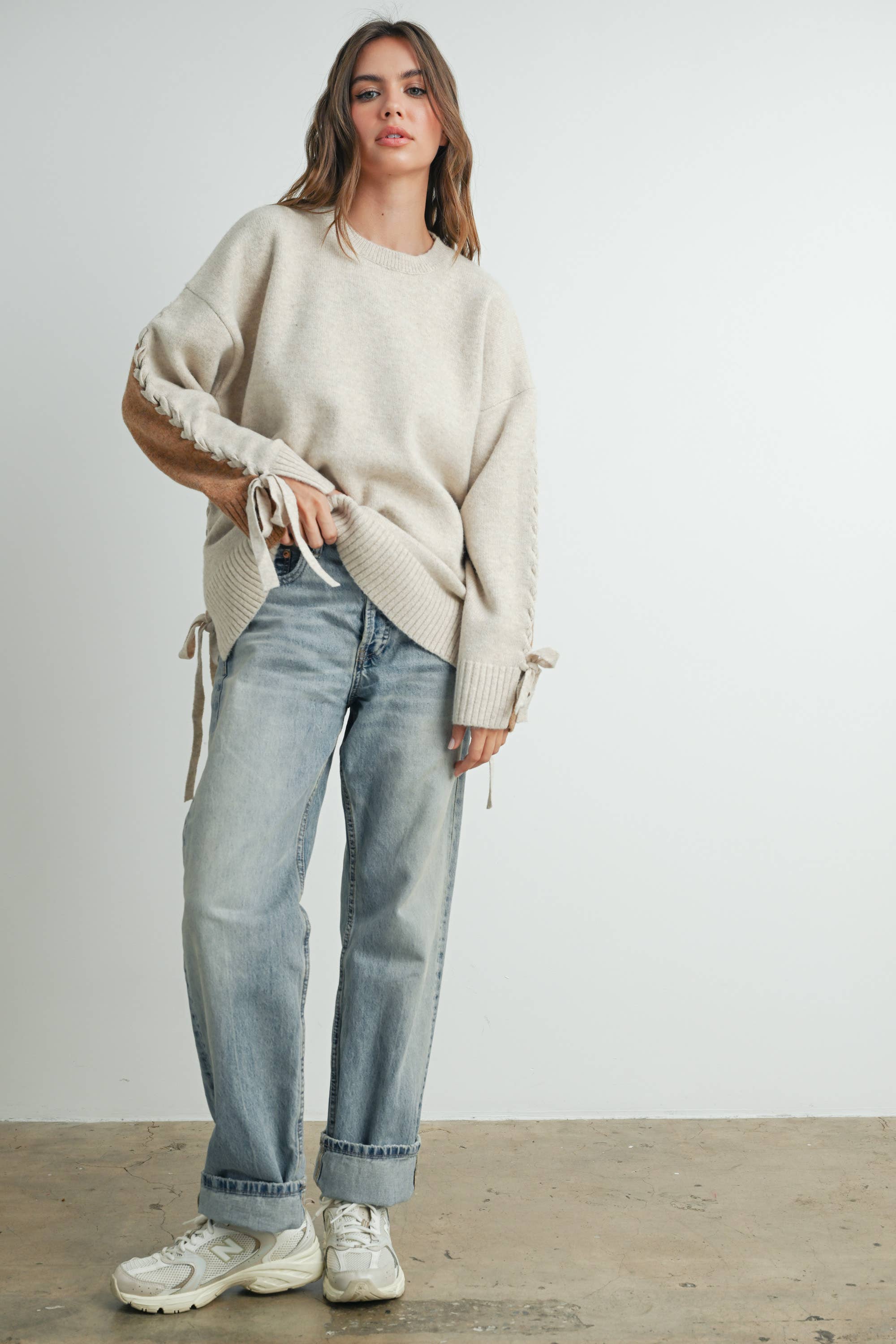 BUTTERMELON - Wholesale Knit Sweater - Women's - Crew Neck Long Sleeve Pullover Sweater - BMW758722