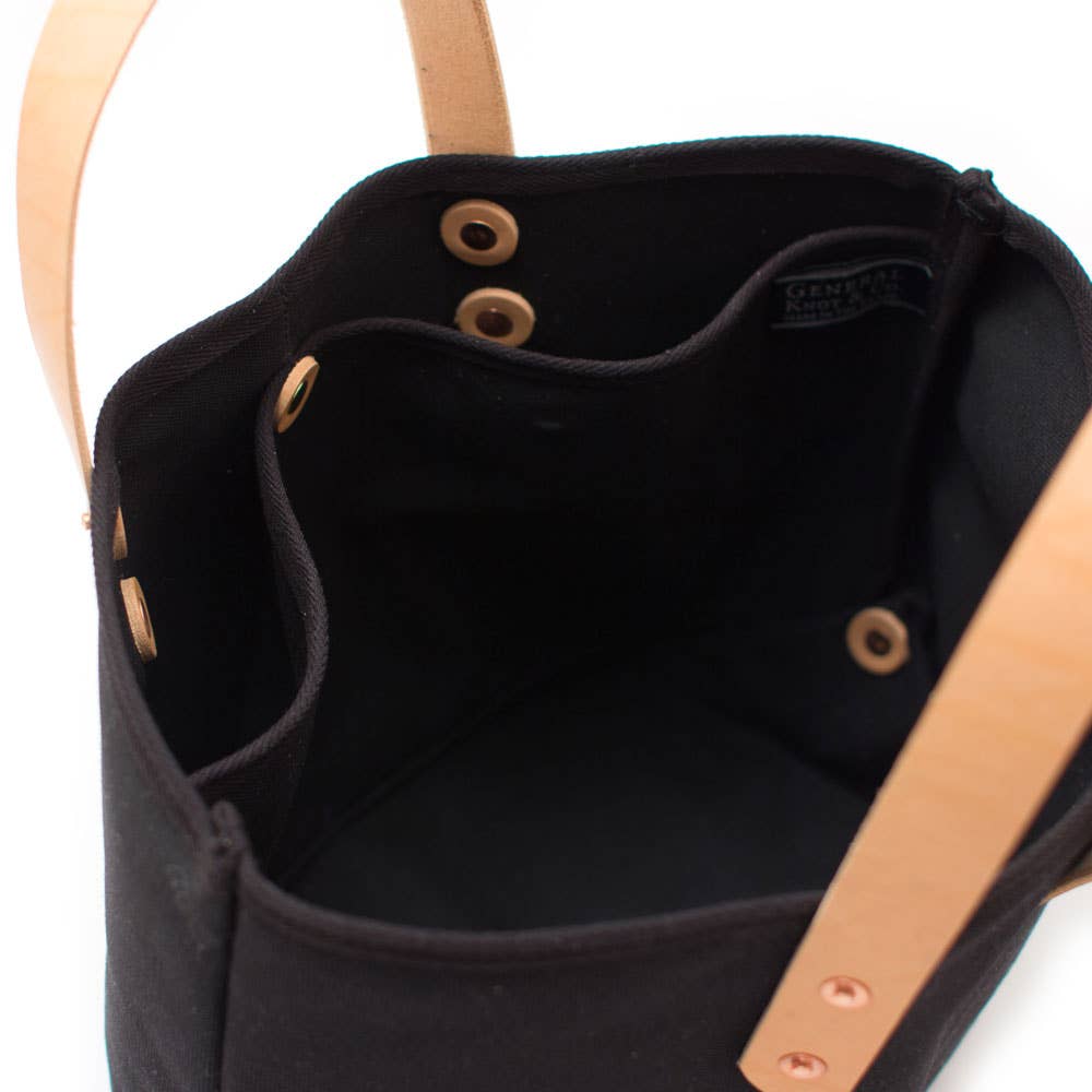 General Knot & Co. - Vendita all'ingrosso Borsa tote - Donna - Mini tote in tela cerata nera per tutto il giorno1