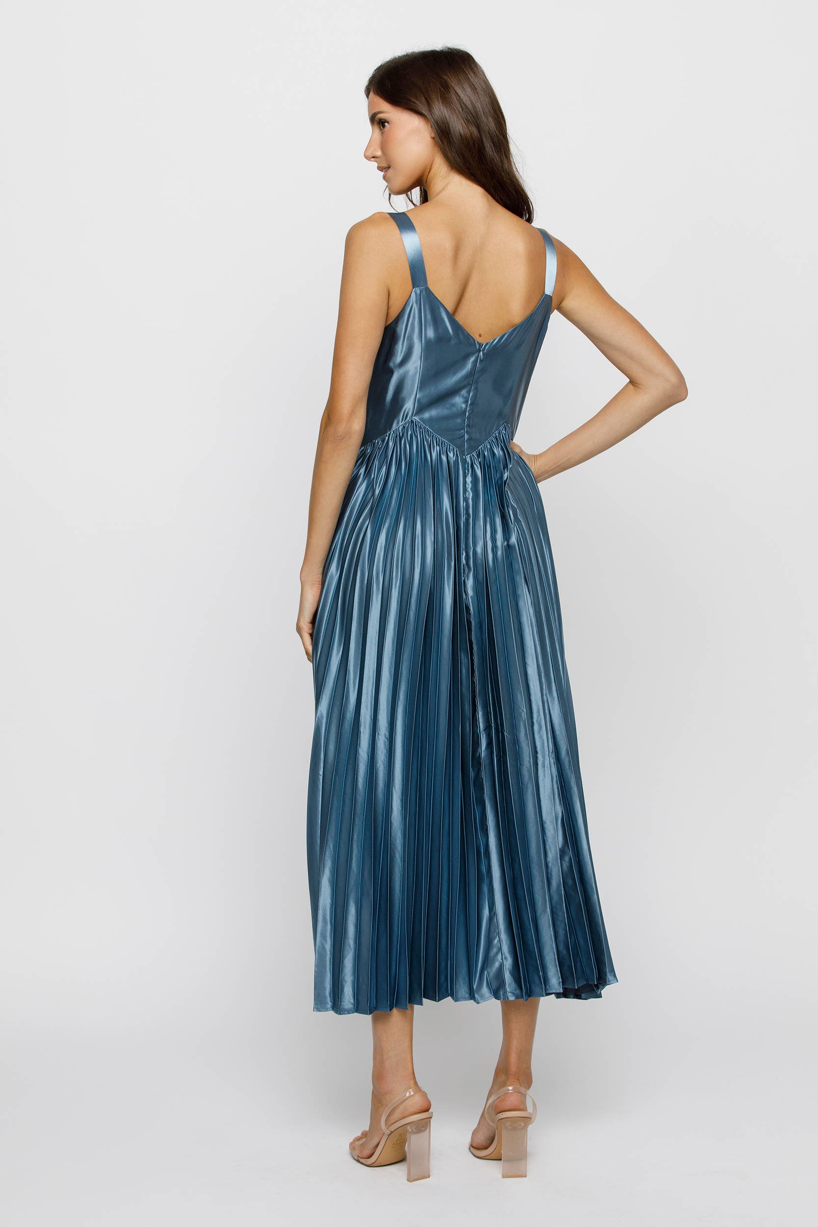 STORIA – wholesale Dress – Women's – JD6918- SOLID SHEEN ACCORDION PLEAT MIDI DRESS 8