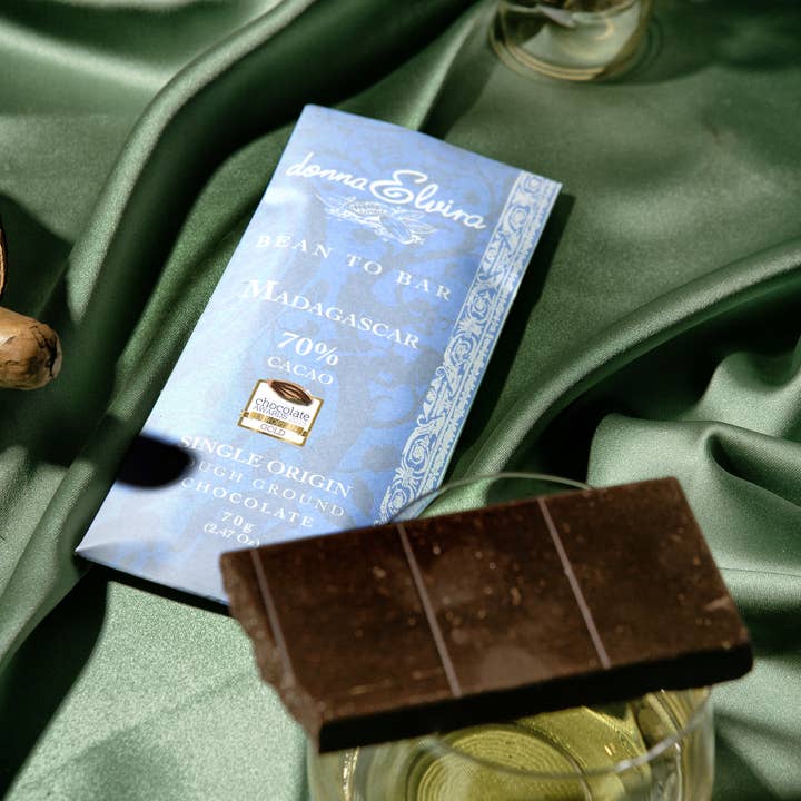 DONNA ELVIRA dolceria di Roccasalva Elvira - Wholesale Chocolate Bar - Madagascar single origin chocolate2