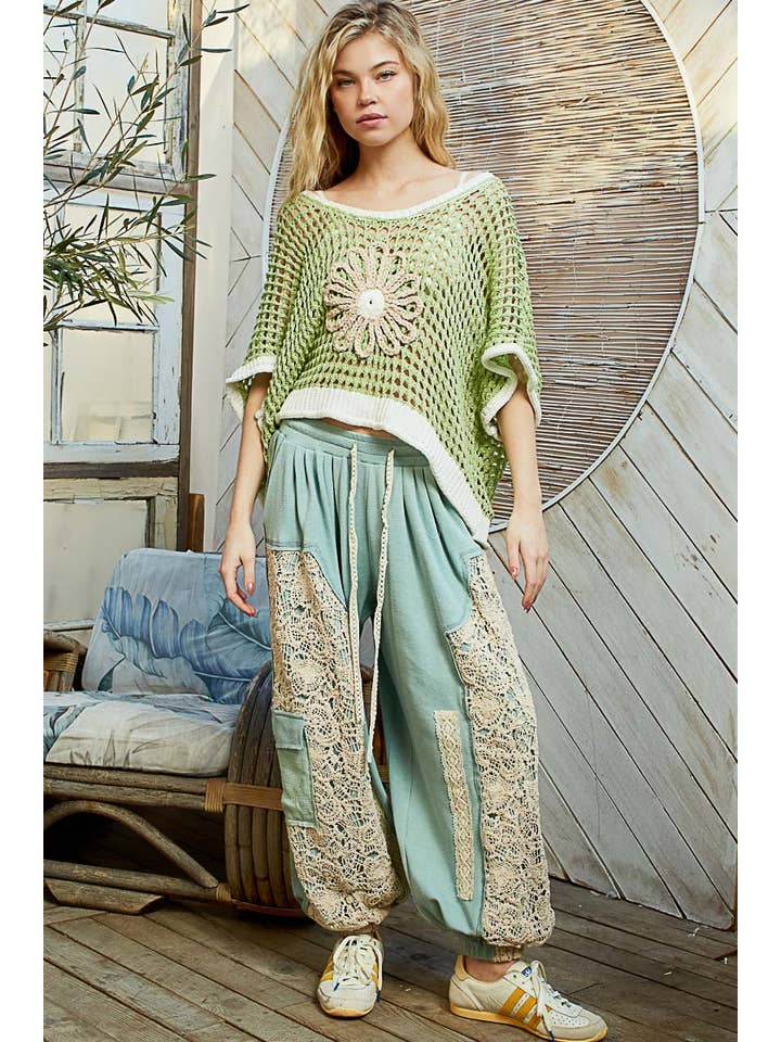 Pol Clothing - Wholesale Knit Top - Women's - Round neck sleeveless floral thin sweater top SALE