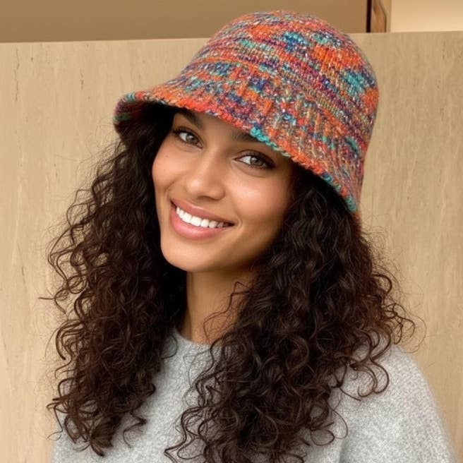 Cappello a Secchiello Invernale a Maglia Multicolore Misto per la vendita all'ingrosso da parte di Hatzzi