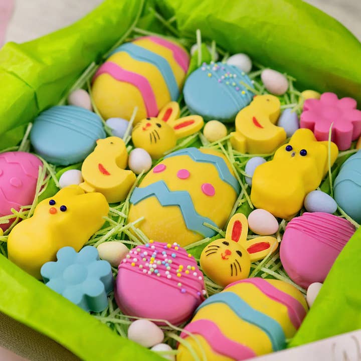 WOW Bouquet - Wholesale Chocolate box - Deluxe Easter Chocolate Gift Box1