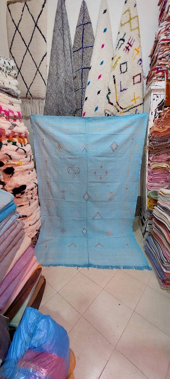 Maroccarpets Poufs and pillows wholesale +31648976894 – wholesale Area rug – New HANDMADE MOROCCAN Cactus Silk Rug21