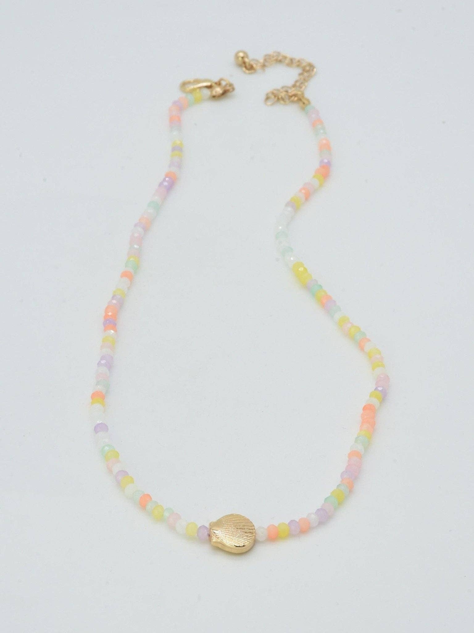 MiMi Wholesale - Wholesale Pendant/Charm Necklace - CN4372 Beaded Shell Pendant Necklace4