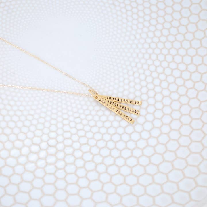 Chocolate and Steel - Vente Colliers à pendentif - Collier avec citation She Took the Leap2