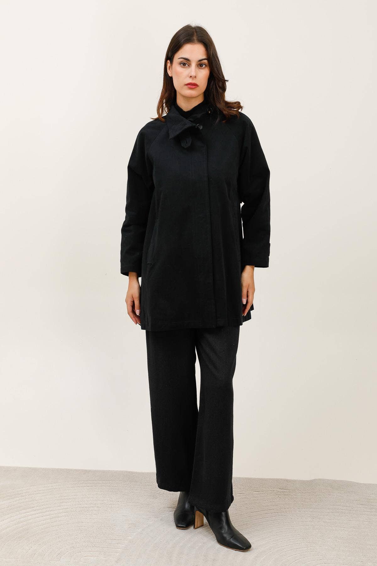 Daphnea - Wholesale Trench Coat - Women's - 5868 MID-LENGTH TRENCH0