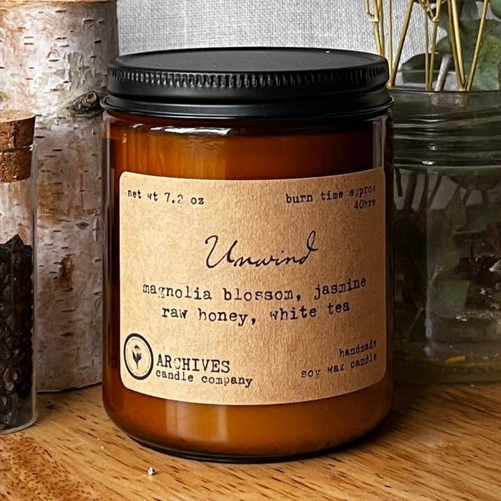 Slap af | Magnolia + Jasmine + Rå Honning + Hvid Te for engroshandel hos Archives Candle Company