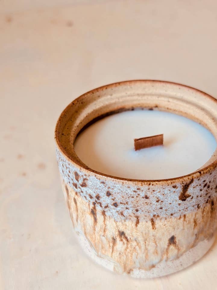 SOFT TIDE UNSCENTED SOY WAX LIDDED CERAMIC CANDLE for wholesale by RIA Studio pottery