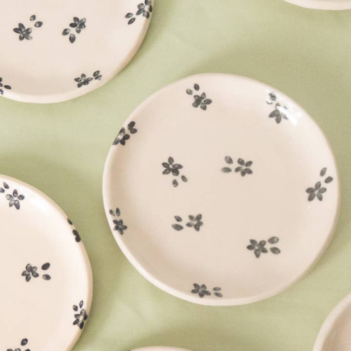 Erika Christine Ceramics - Wholesale Jewelry Dish - Black Forget Me Not Catchall Plate3