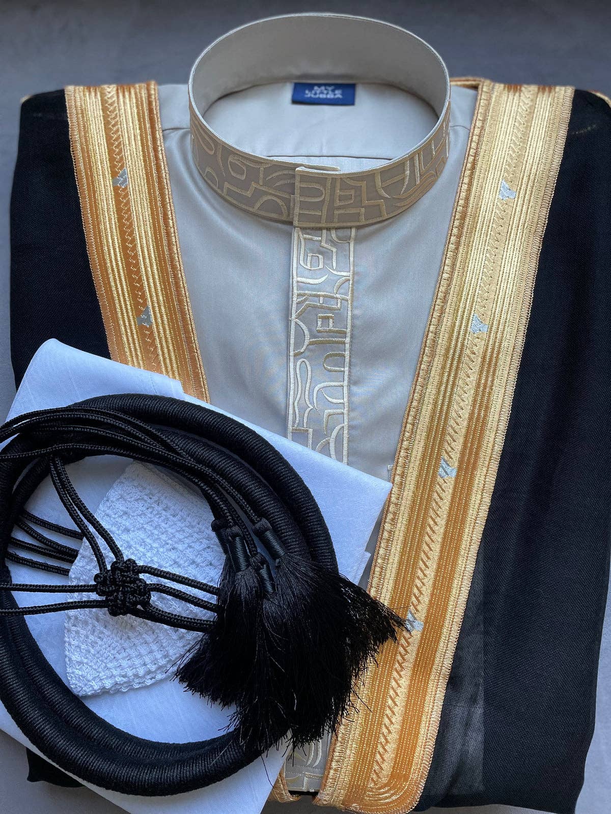 MY LITTLE JUBBA - Wholesale Top & Pant Set (NOT Loungewear) - Men's - Mens Light Grey Thobe with Gold Embroidery 5 Pcs Set0