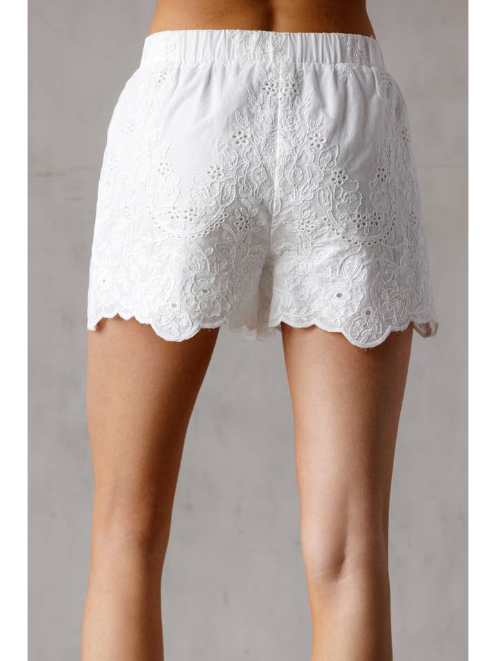 SJP8032-2-WHITE FLORAL for wholesale on Faire
