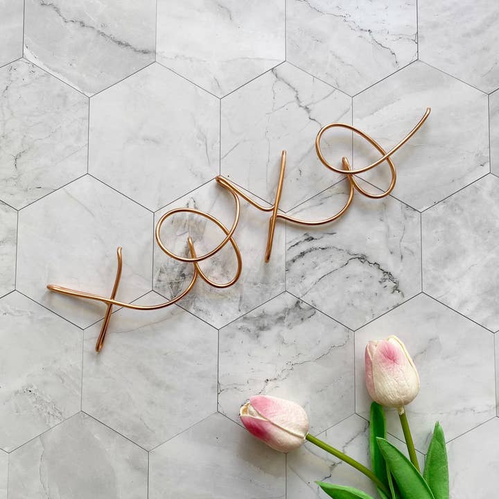 Wonder Wire Design - Wholesale Sign - XOXO Wire Word Sign | Wire Words | Rustic Wire Word Sign | Wire Writing | Wire Wall Art | Wall Hanging | XOXO sign | Hugs & Kisses Sign