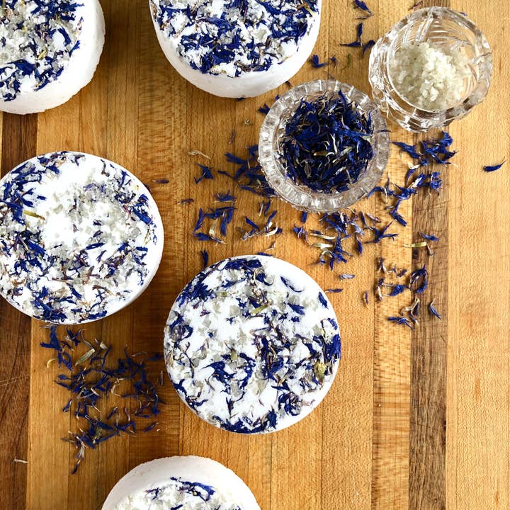 The Lavender Sachet - Wholesale Bath Bomb/Fizz - French Grey Sea Salt Bath Bombs