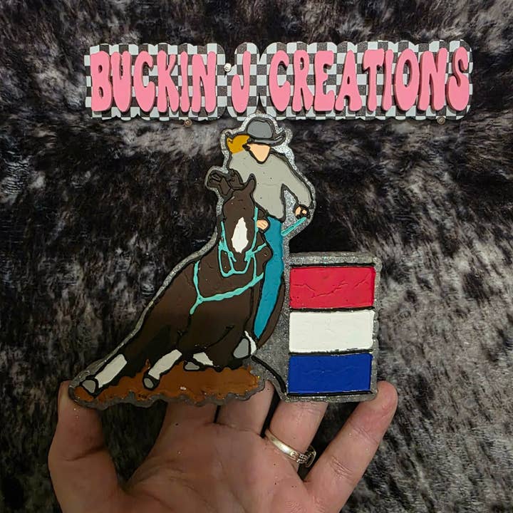 Buckin J Creations - Vente Désodorisant pour voiture – femme - Désodorisant de voiture fait main pour coureur de baril