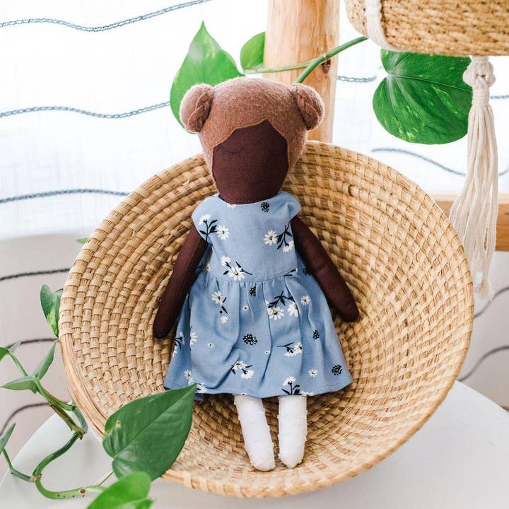New Creation VA - Vente Poupée – enfant - Poupée de rêve Arial Day