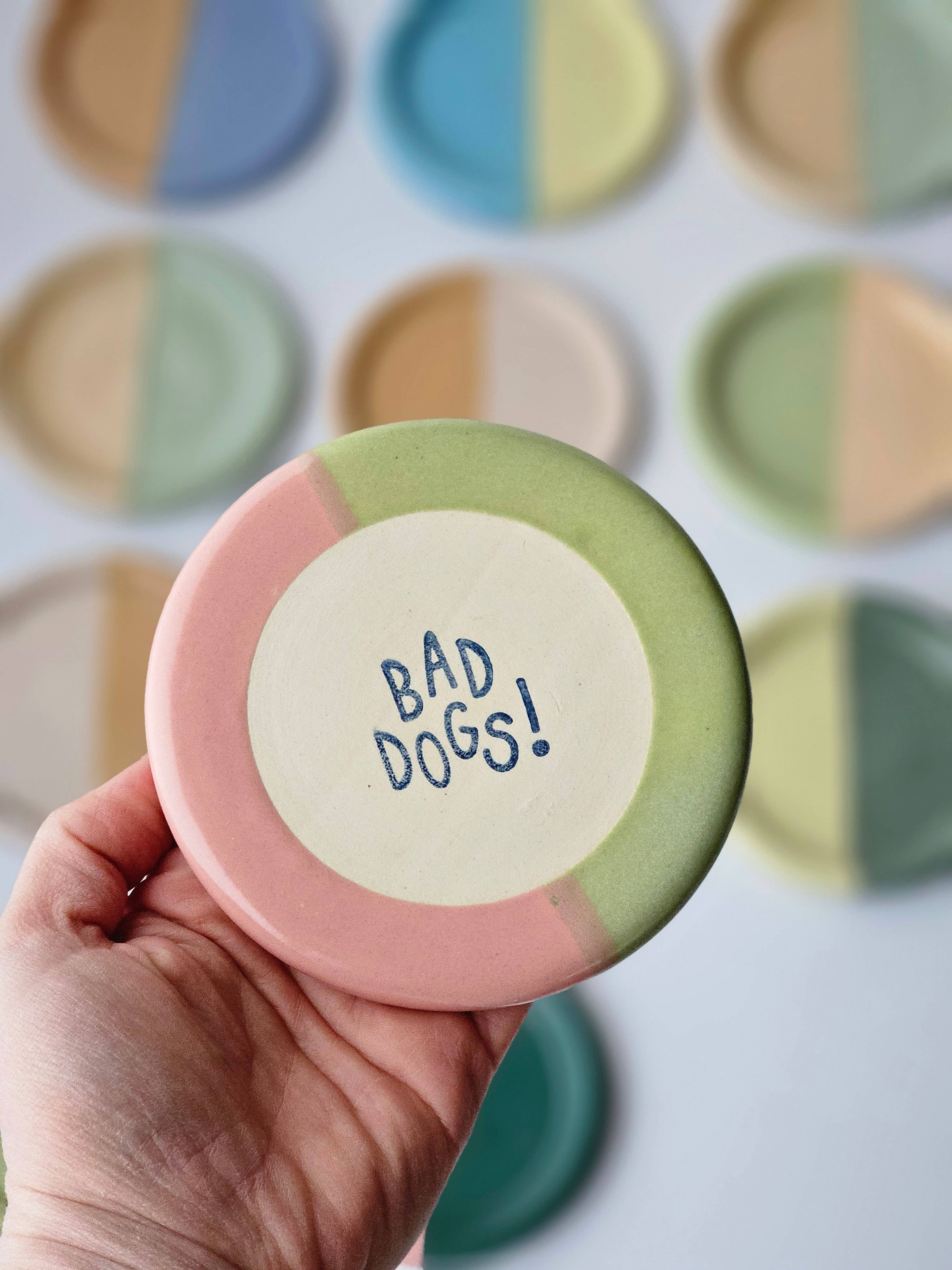 Bad Dogs Studio – Base de copos por atacado – Base de Copos Meio a Meio • Cerâmica Artesanal Colorida11