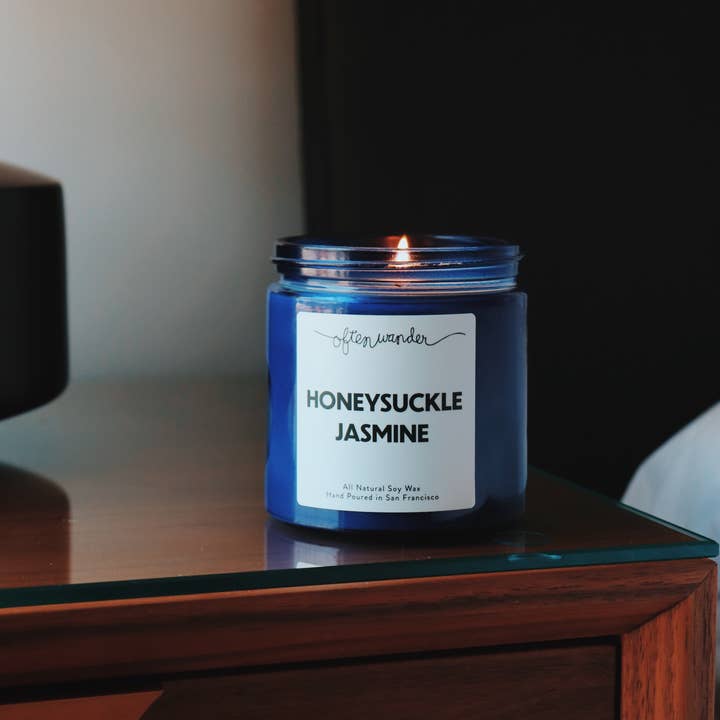 Often Wander - Vente Bougie en bocal - Chèvrefeuille et jasmin — Bougie signature2