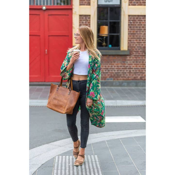 MLC - Wholesale Tote Bag - Women's - Customized Classic Brown Leather Tote Bag2