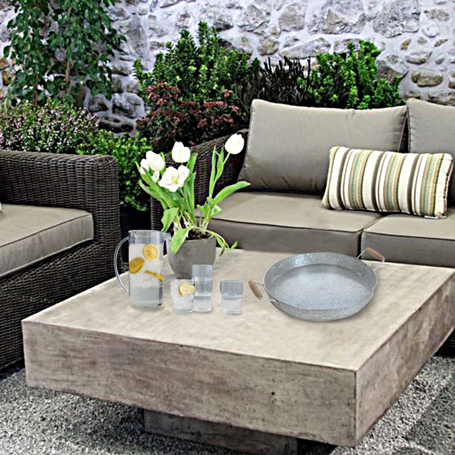 DAHO - Wholesale Decorative Tray - 12.6'' Galvanized Round Tray with Wooden Handle3