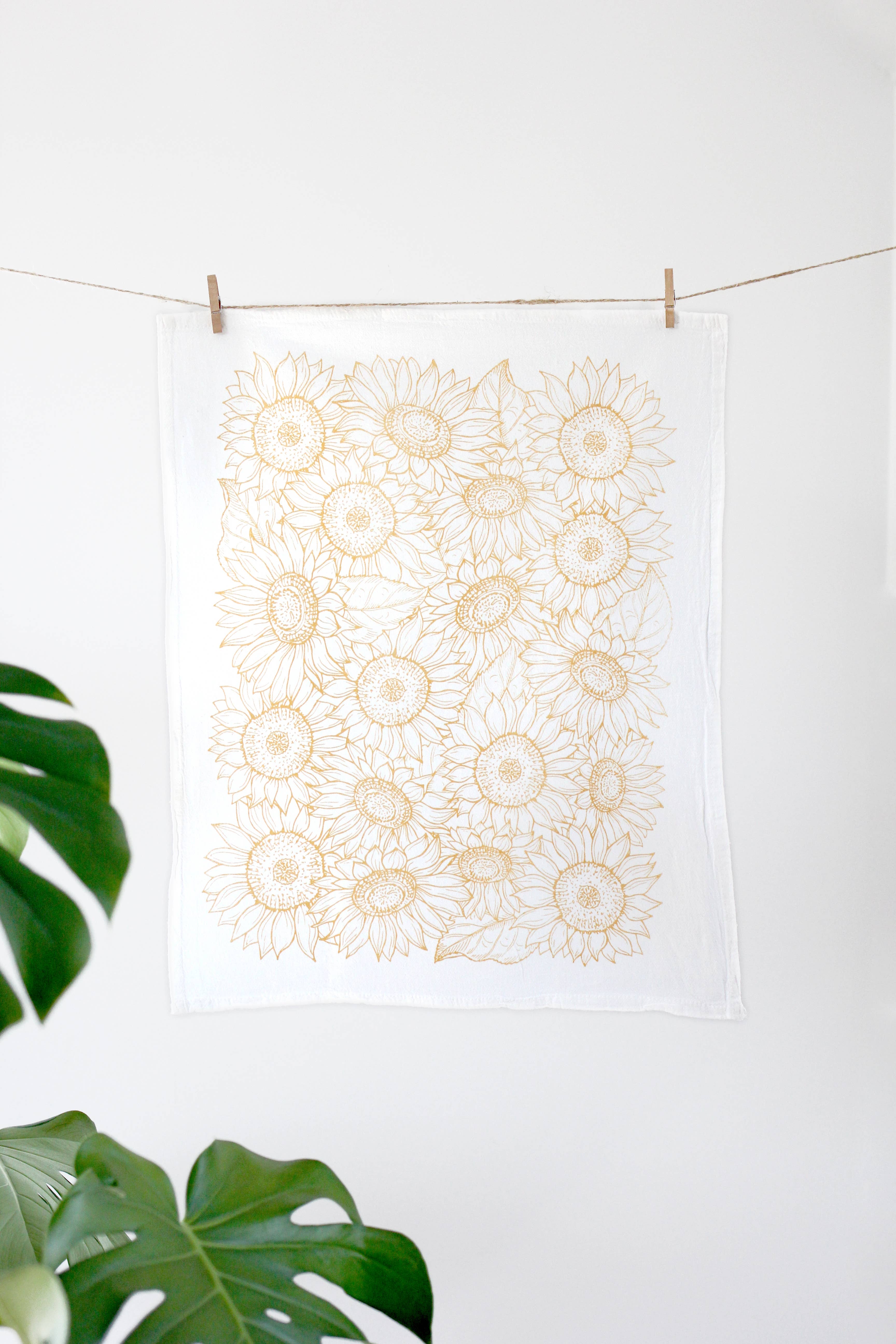 Highland Ridge  |  Handmade Home Decor - Wholesale Tea Towel - Sunflower Tea Towel4