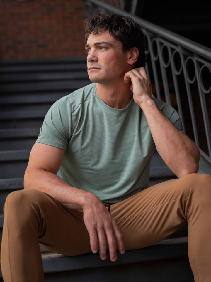 ALIVE strong tee for wholesale by Alyth Active