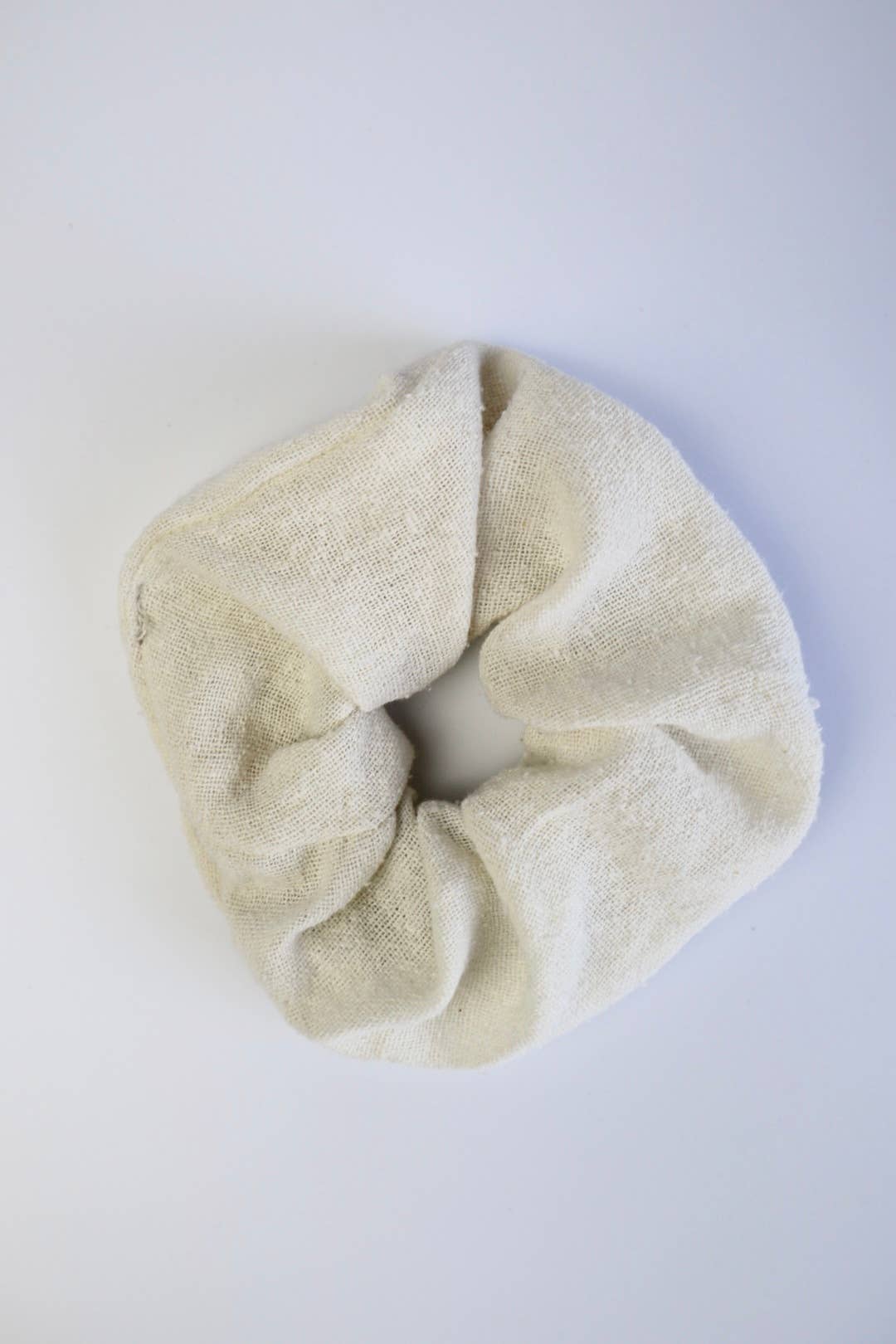 Eco Raw Studio – wholesale Scrunchie - Dam – Hårsnoddar i råsilke med naturlig färgning12