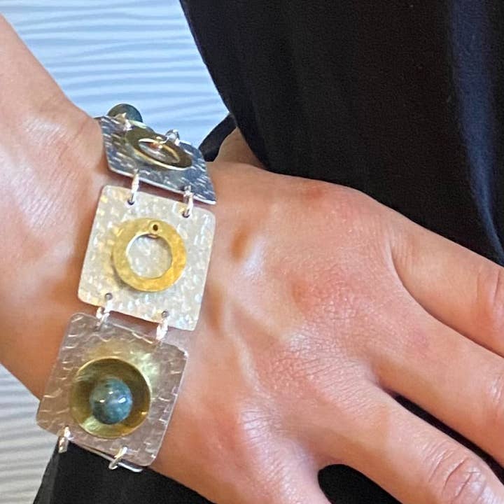 Bracelet Plat en Métal Mélangé à Maillons DANCE pour la vente par Chick Boss LLC