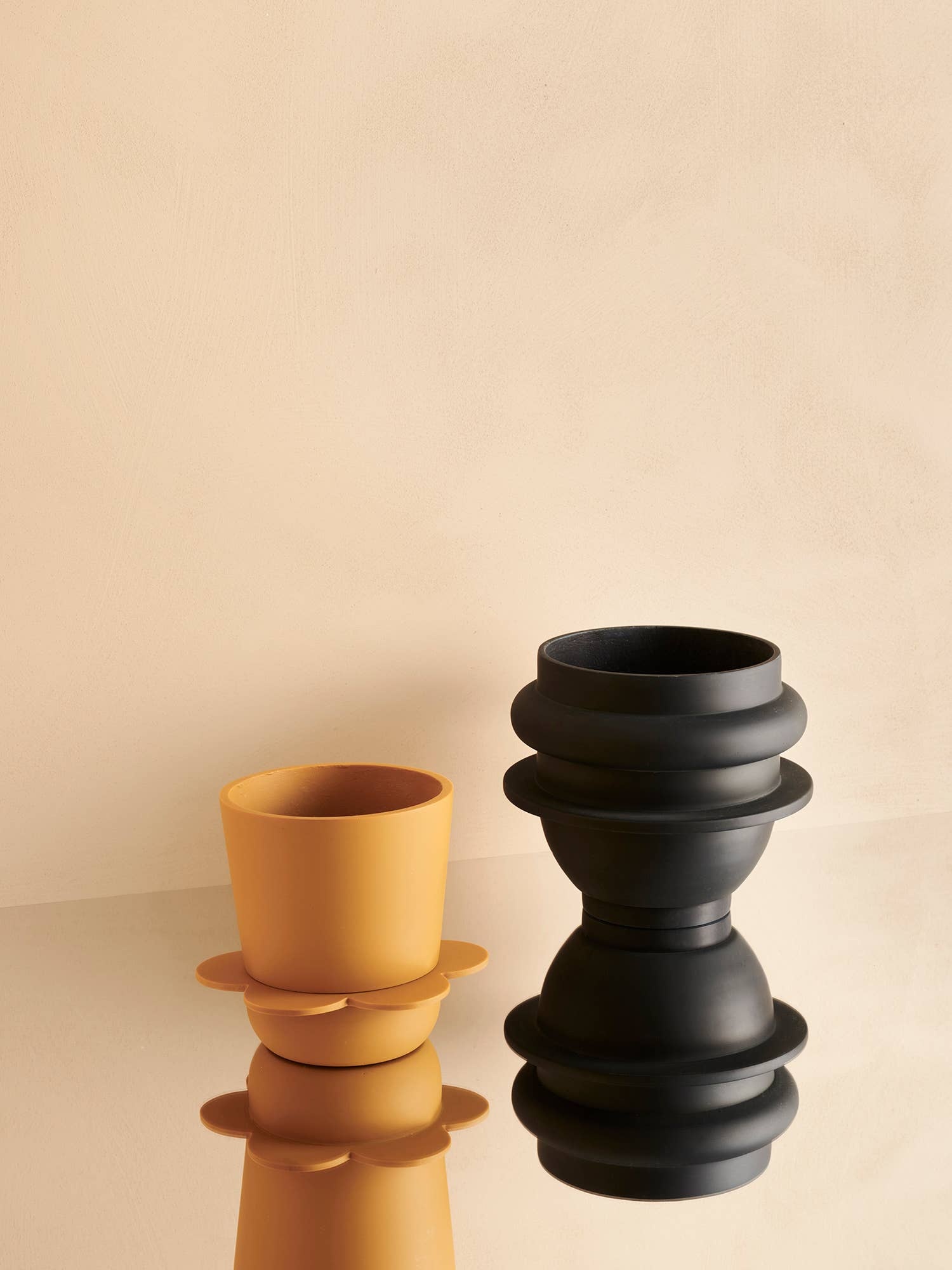 Capra Designs (Aus + NZ) - Wholesale Plant pot - Bud Pot - Navy