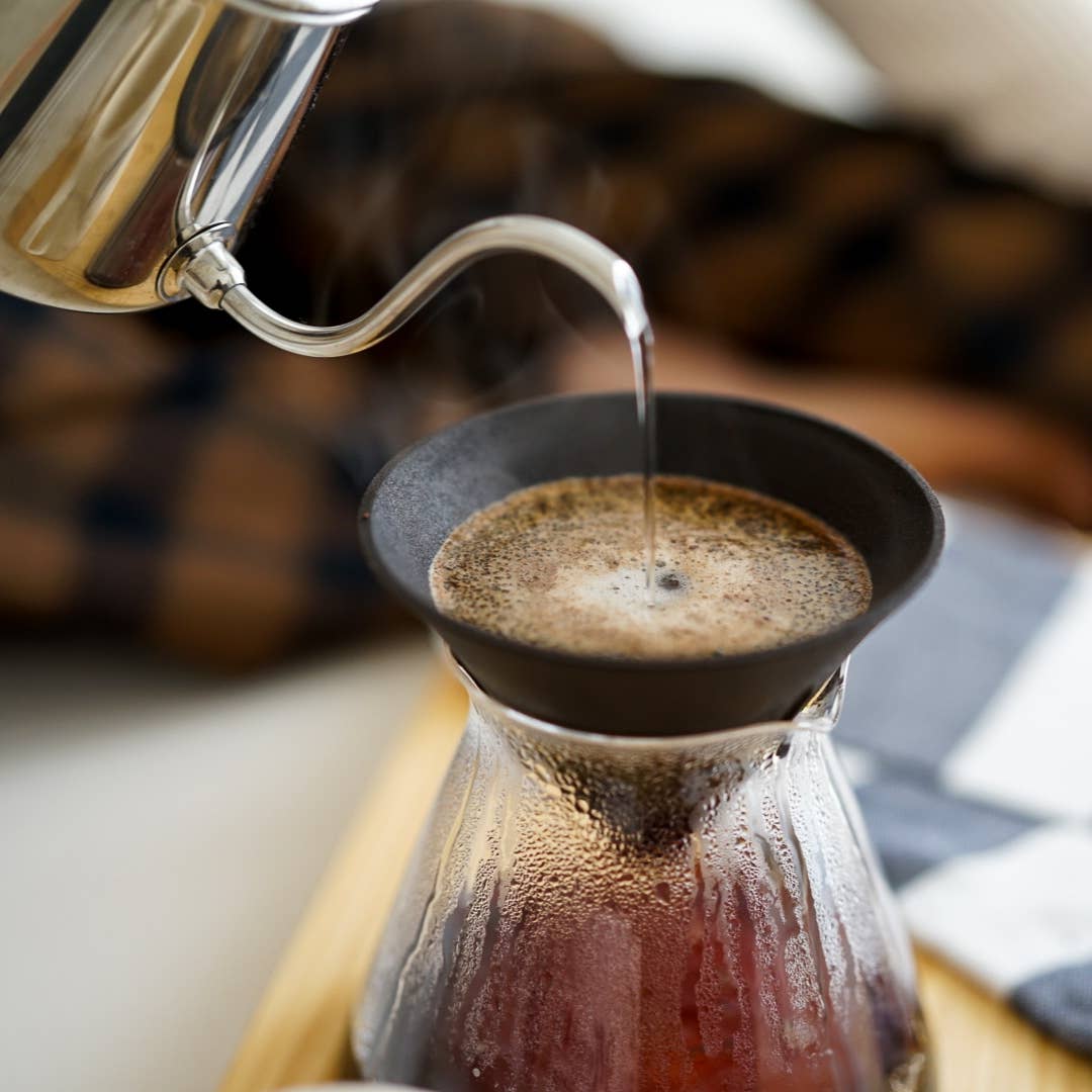 LOIS - Vente Cafetières à filtres - Goutteur de café en céramique LOCA en forme de V4
