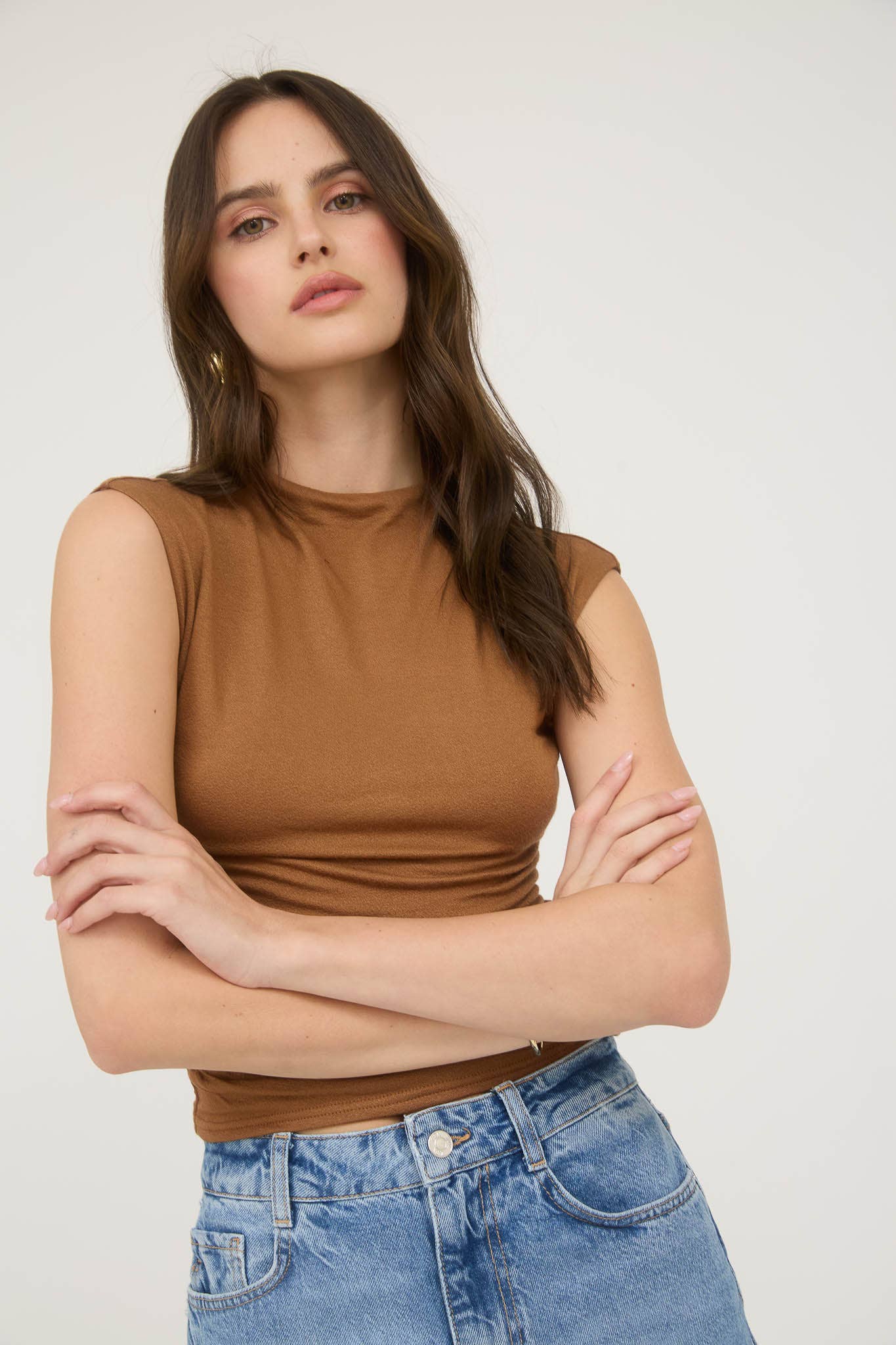 The Workshop Studio - Vente Haut en maille – femme - TOP EN MAILLE FRONCÉE À COL CHEMINÉE RÉVERSIBLE (PRÉ-COMMANDE)19