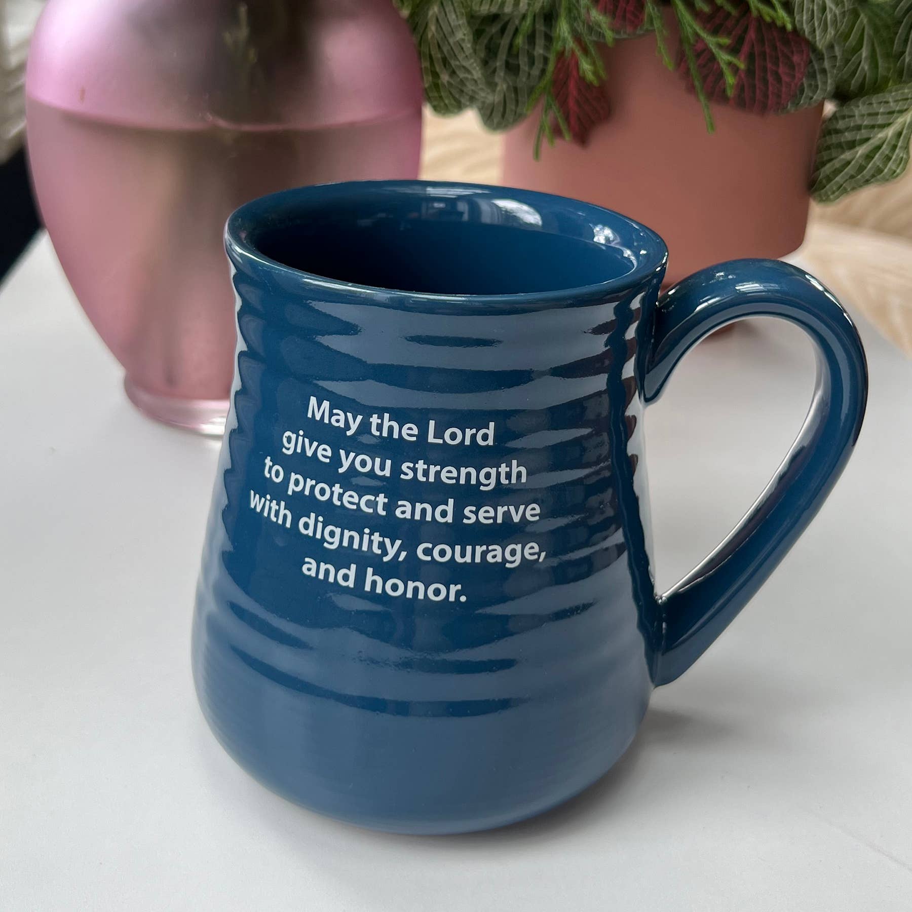 Abbey + CA Gift – wholesale Kaffekoppar – Polis keramik mugg1