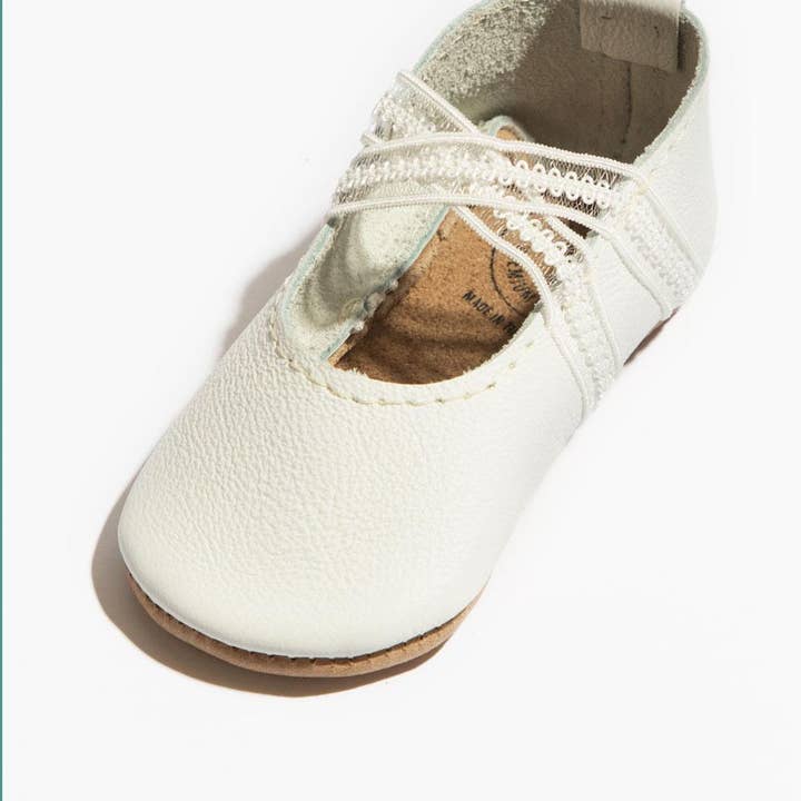 Freshly Picked - Wholesale Crib Shoes - Baby - Ivory Lace Ballet Slipper Baby Shoe1