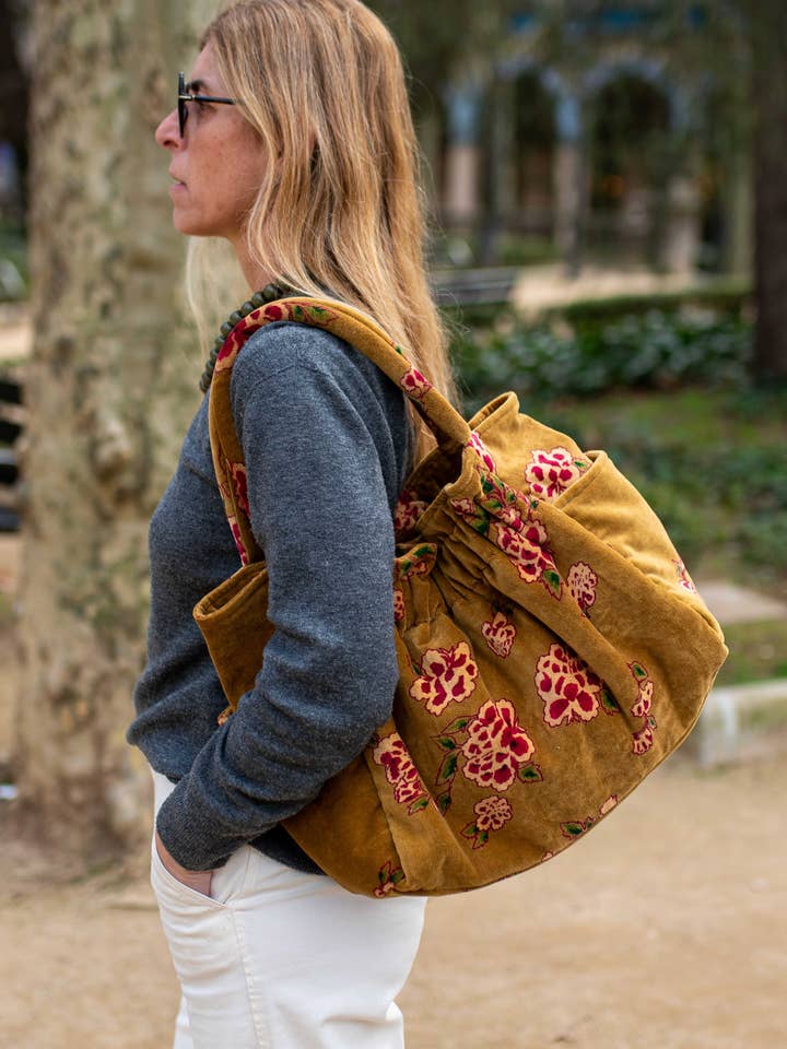 Dalia-Tasche für den Großhandel von Sanjanaandme