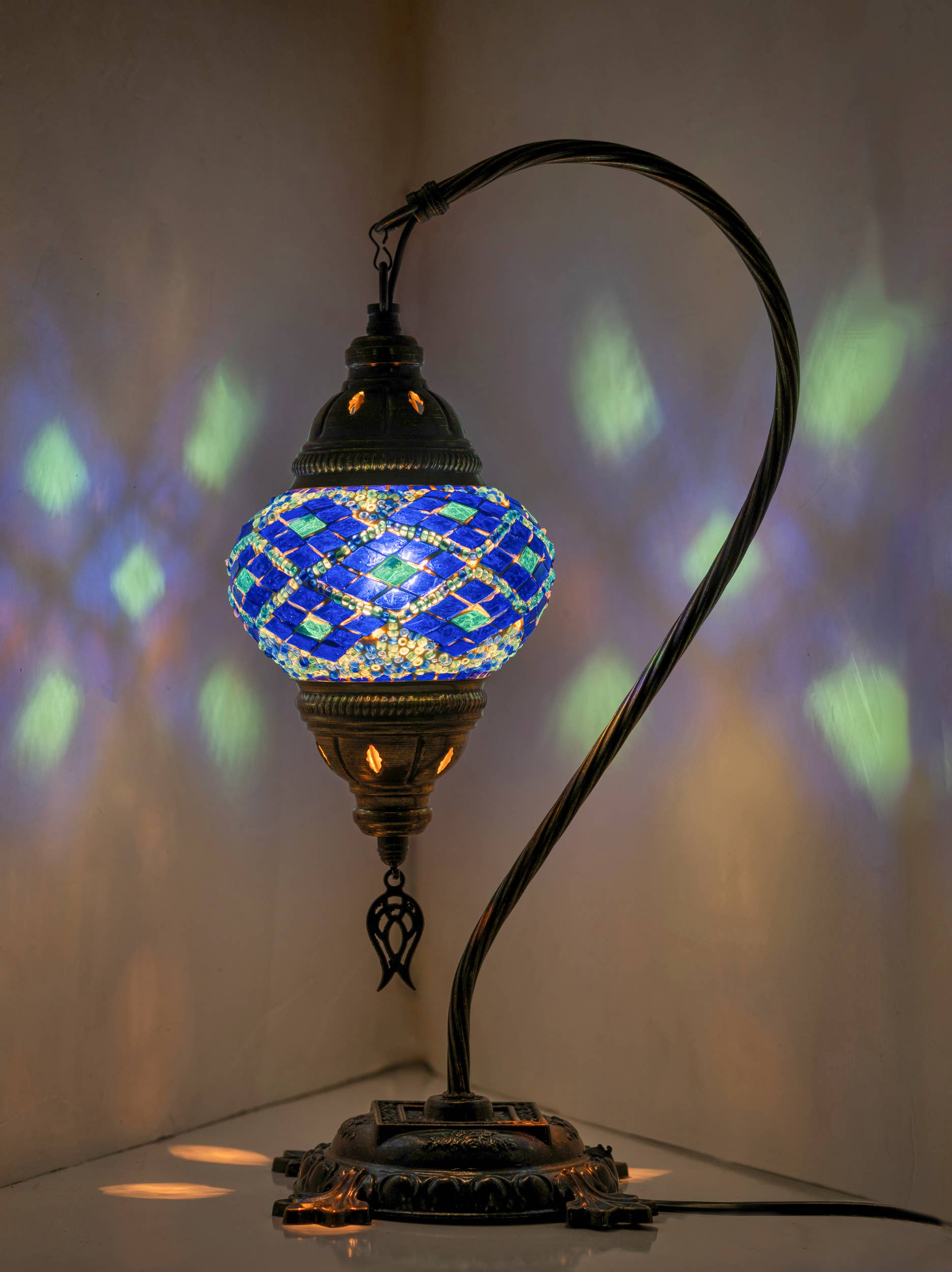 KAFTHAN - Wholesale Accent/Desk Lamp - Swan Neck Mosaic Lamps | Christmas & Holiday Decor Lighting27