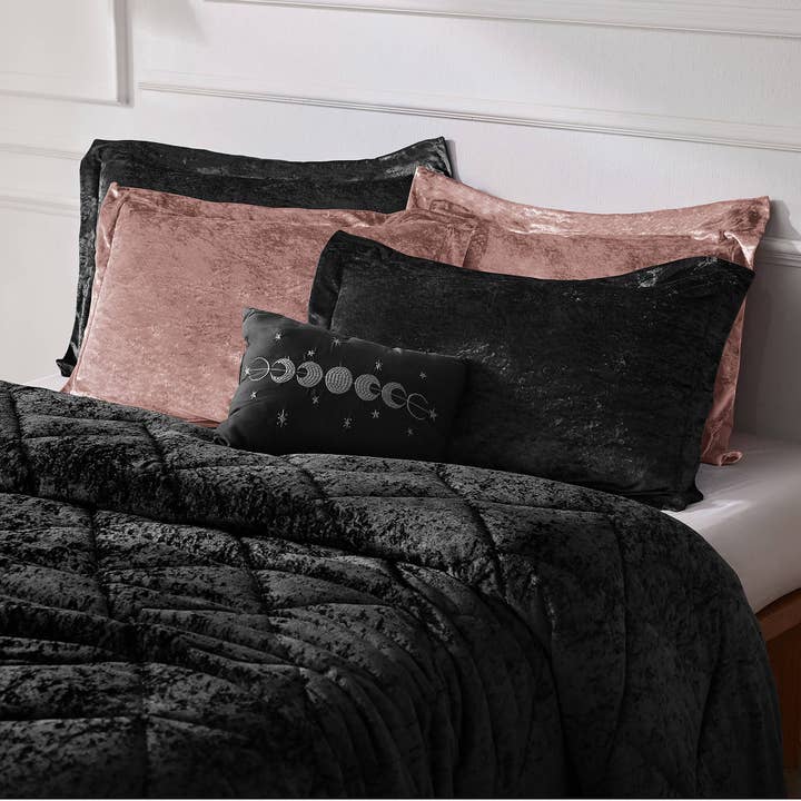 Olliix - Wholesale Bedding Set - Crushed Velvet 4-Piece Comforter or Duvet Cover Set, Black6
