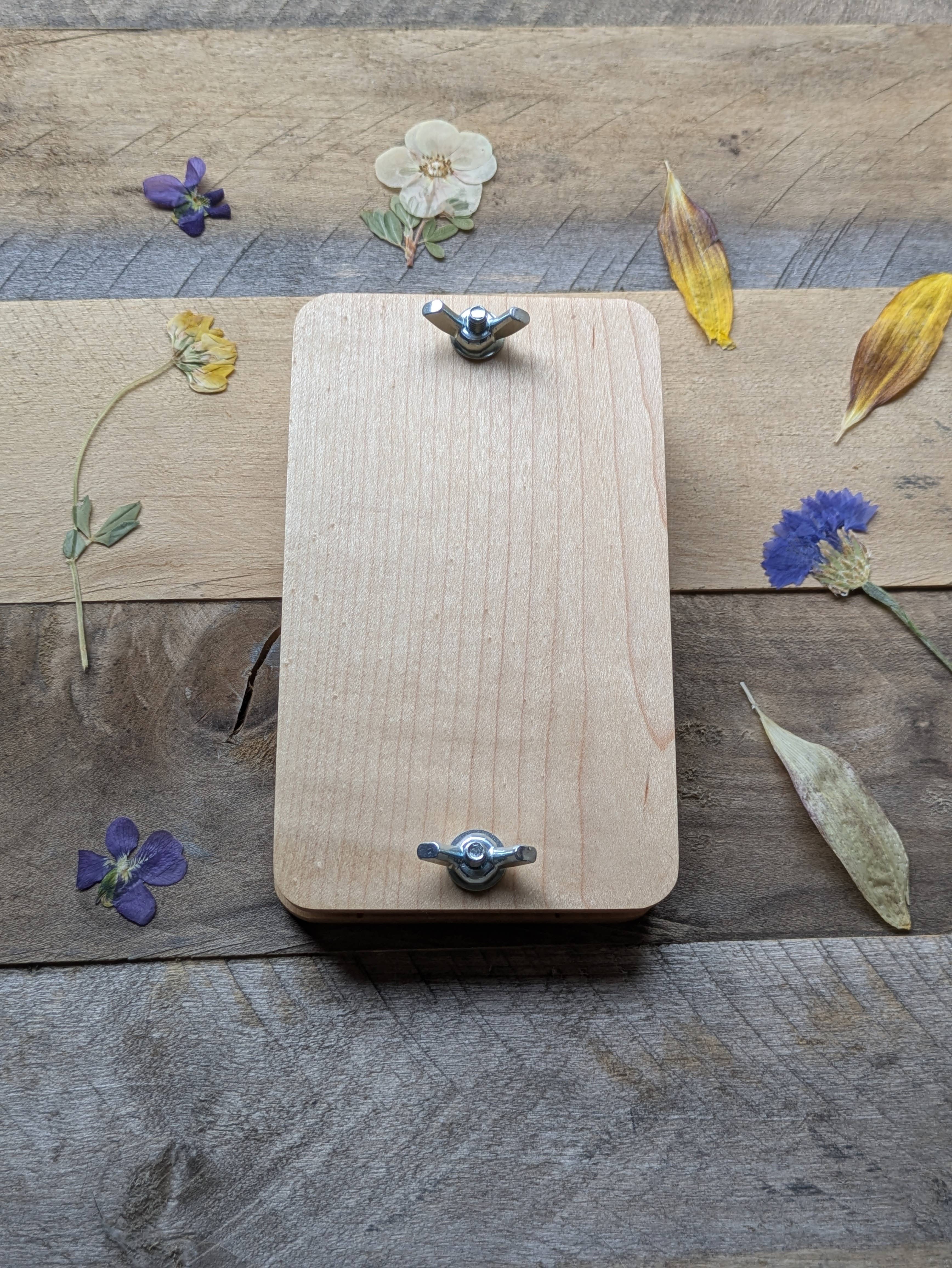 Macon Makes - Wholesale DIY Craft Kit - Pocket Flower Press Made From Genuine Hardwood | 3"x5"7