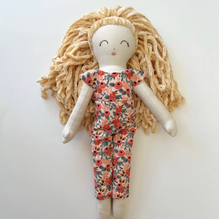 The Linnea Company – Großhandel Puppe – Kinder – Vielfältige multikulturelle handgefertigte Puppe, Farbe 5