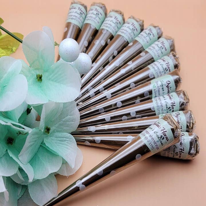 Samiya's Creations - Wholesale Body Glitter/Shimmer - 100% Fresh Organic Henna Cone - 20 gram