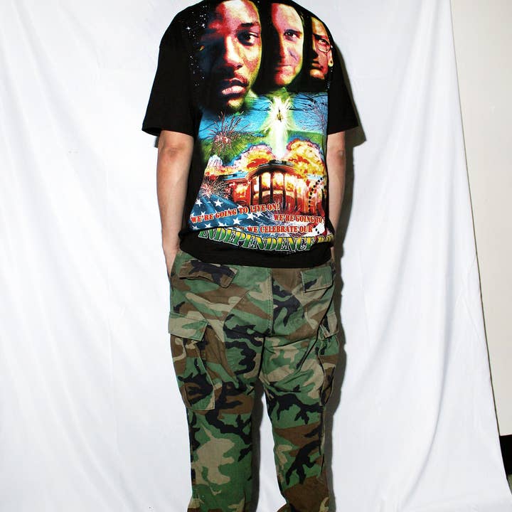 Backstock co - Vente T-shirt sérigraphié – unisexe - T-shirt ID4 Independence Day / Will Smith Art Fan Orig.6