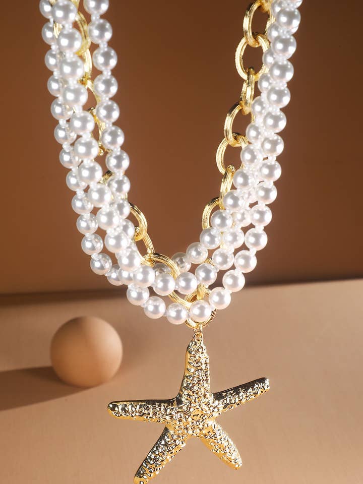 Metal Pearl Starfish Chunky Necklace for wholesale by Urbanista
