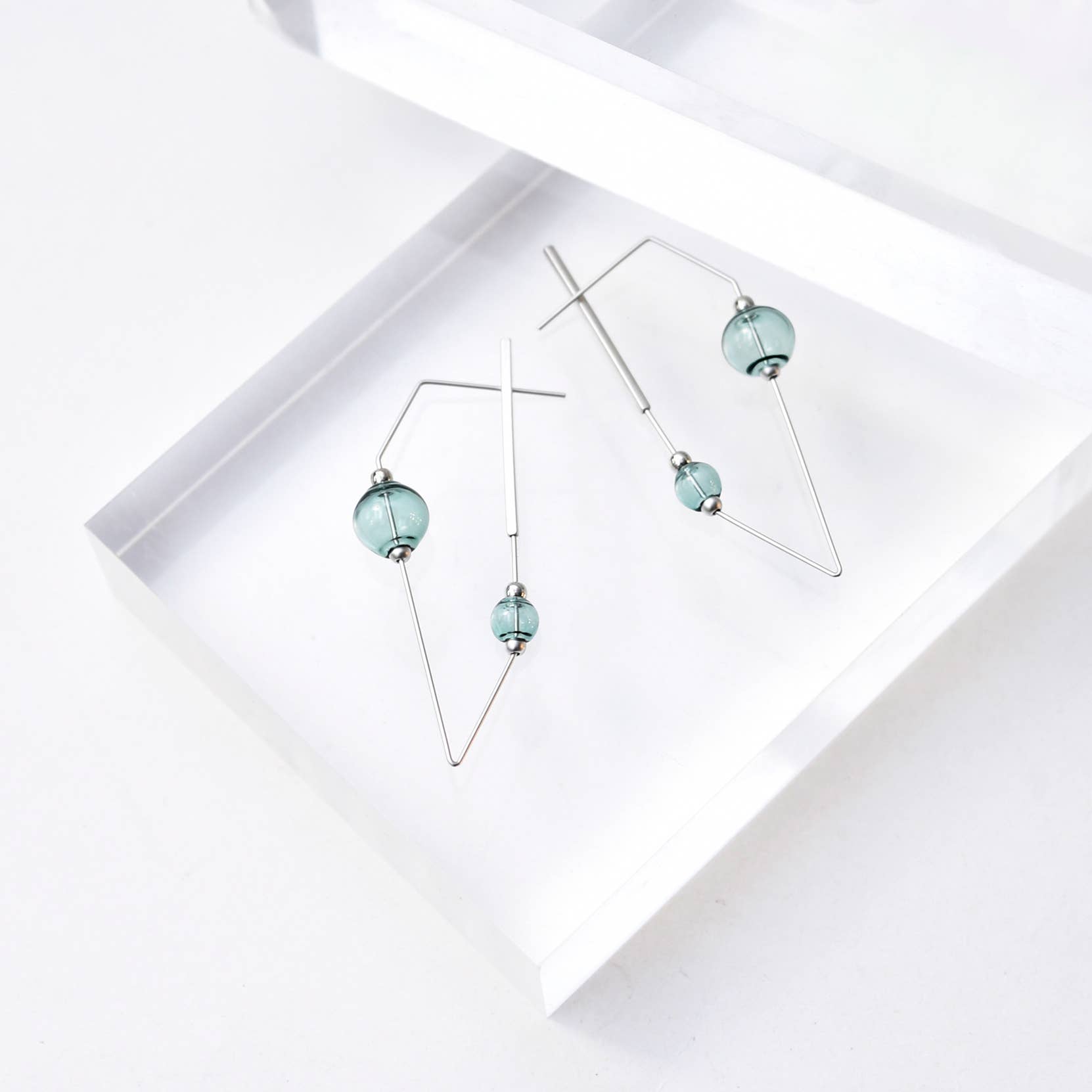 Pursuits - Wholesale Dangle Earrings - Hollis Hoop Earrings3