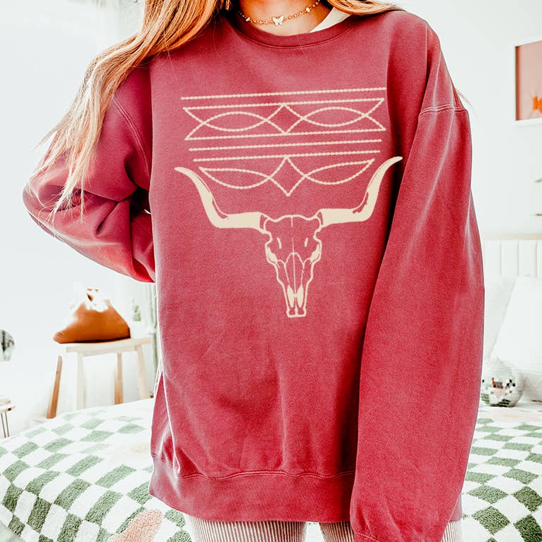 LaLaSista - Wholesale Graphic Sweatshirt - Women's - WESTERN STITCH WITH COWSKULL GRAPHIC SWEATSHIRT1
