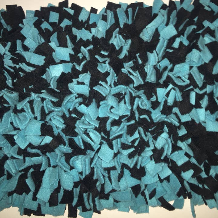 Tapete Snuffle Lavável Aqua/Preto/Nariz para Animais de Estimação Escolha o seu tamanho Escolha o seu tamanho por atacado de Life’s A Treasure Mat