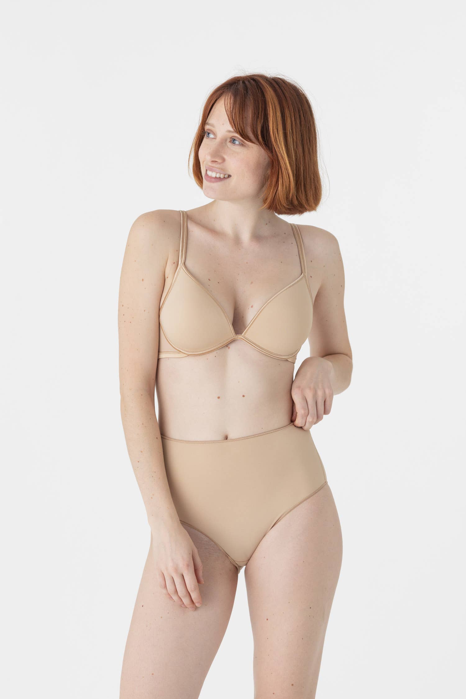 Maison Lejaby – Großhandel Unterwäsche – Damen – Maison Lejaby Unsichtbare weiße High-Waist-Höschen9