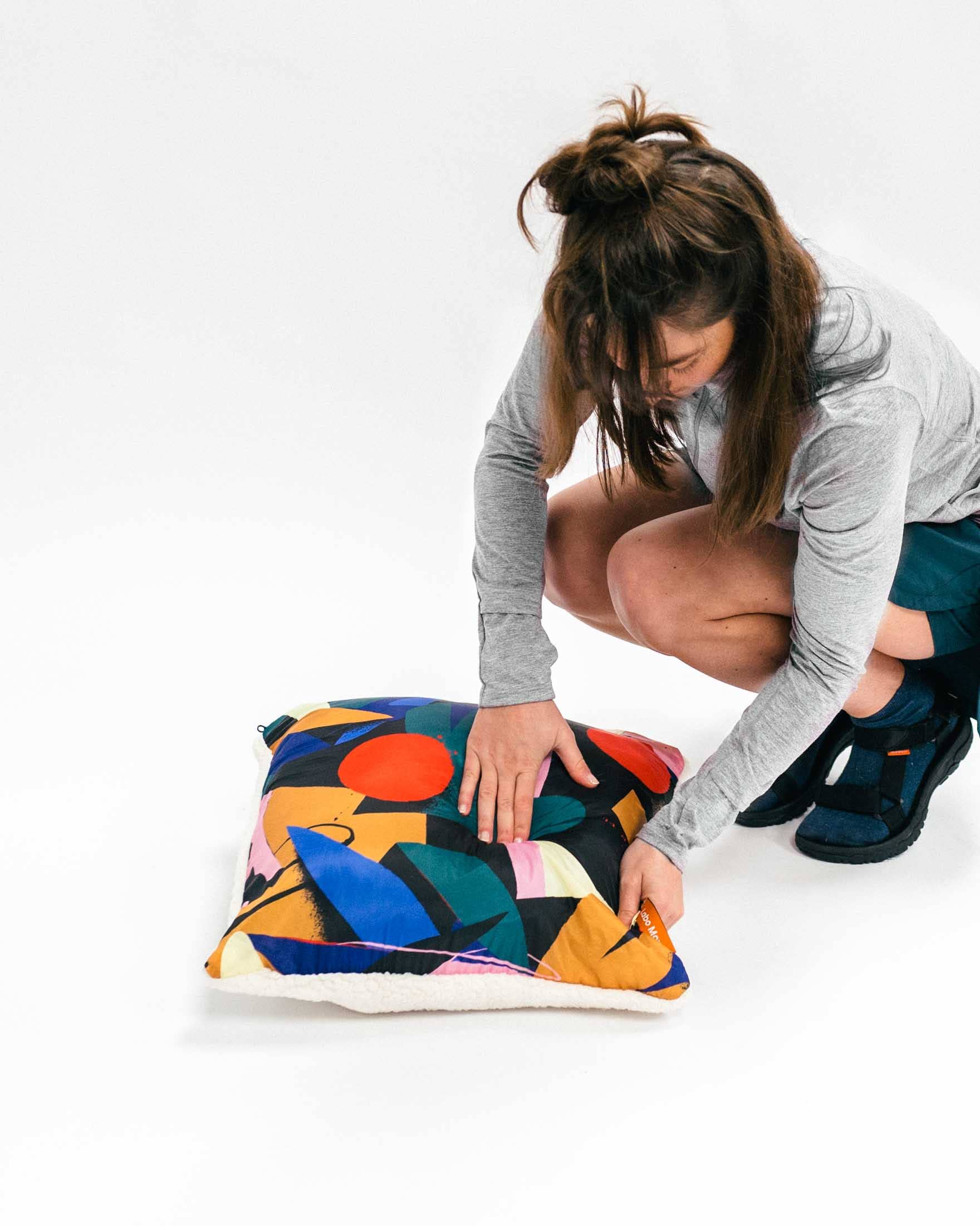 Odyssey Sherpa Blanket for wholesale on Faire4