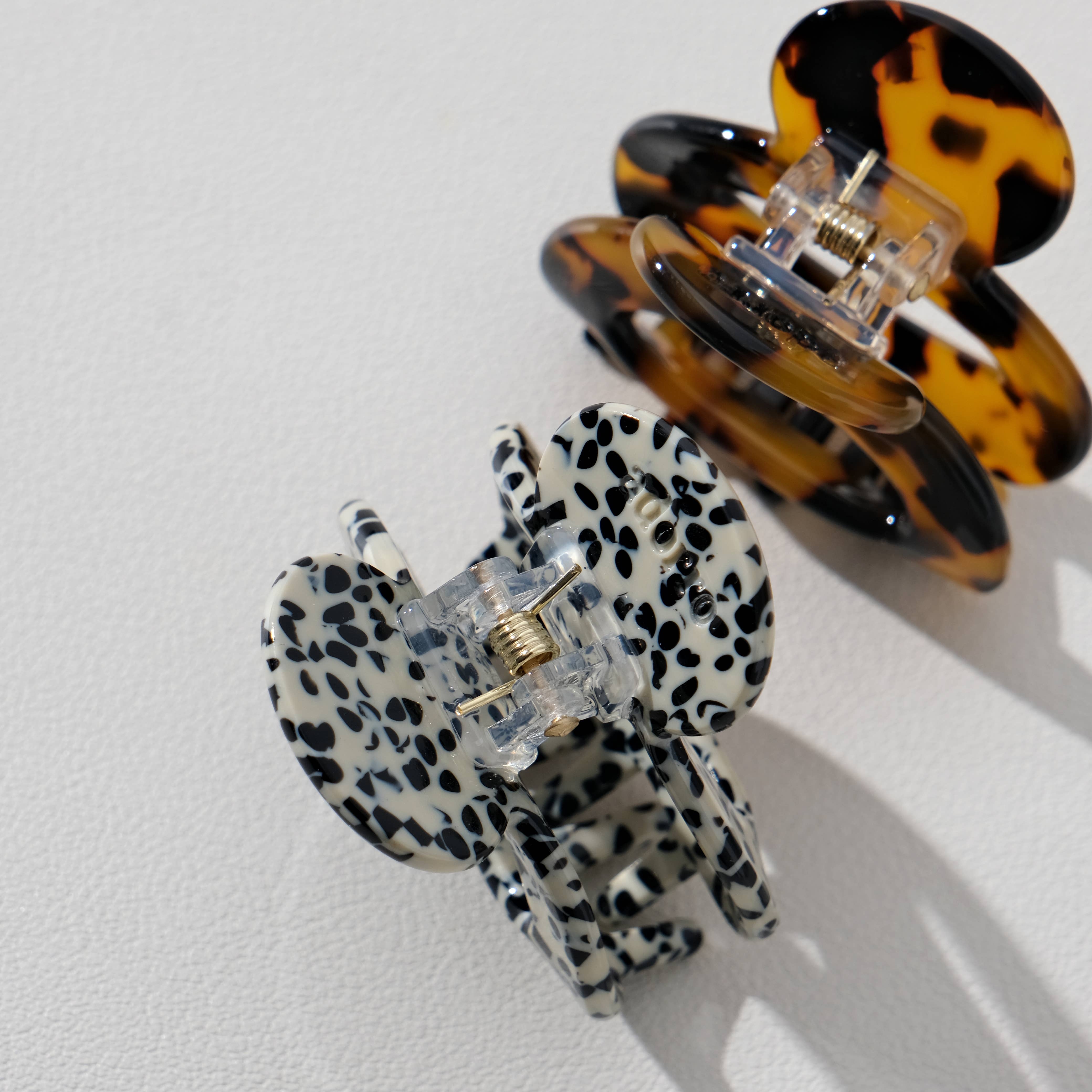 Adorro - Wholesale Hair Clip - Women's - Lucie Core | Mini Bubble Claw Clip5