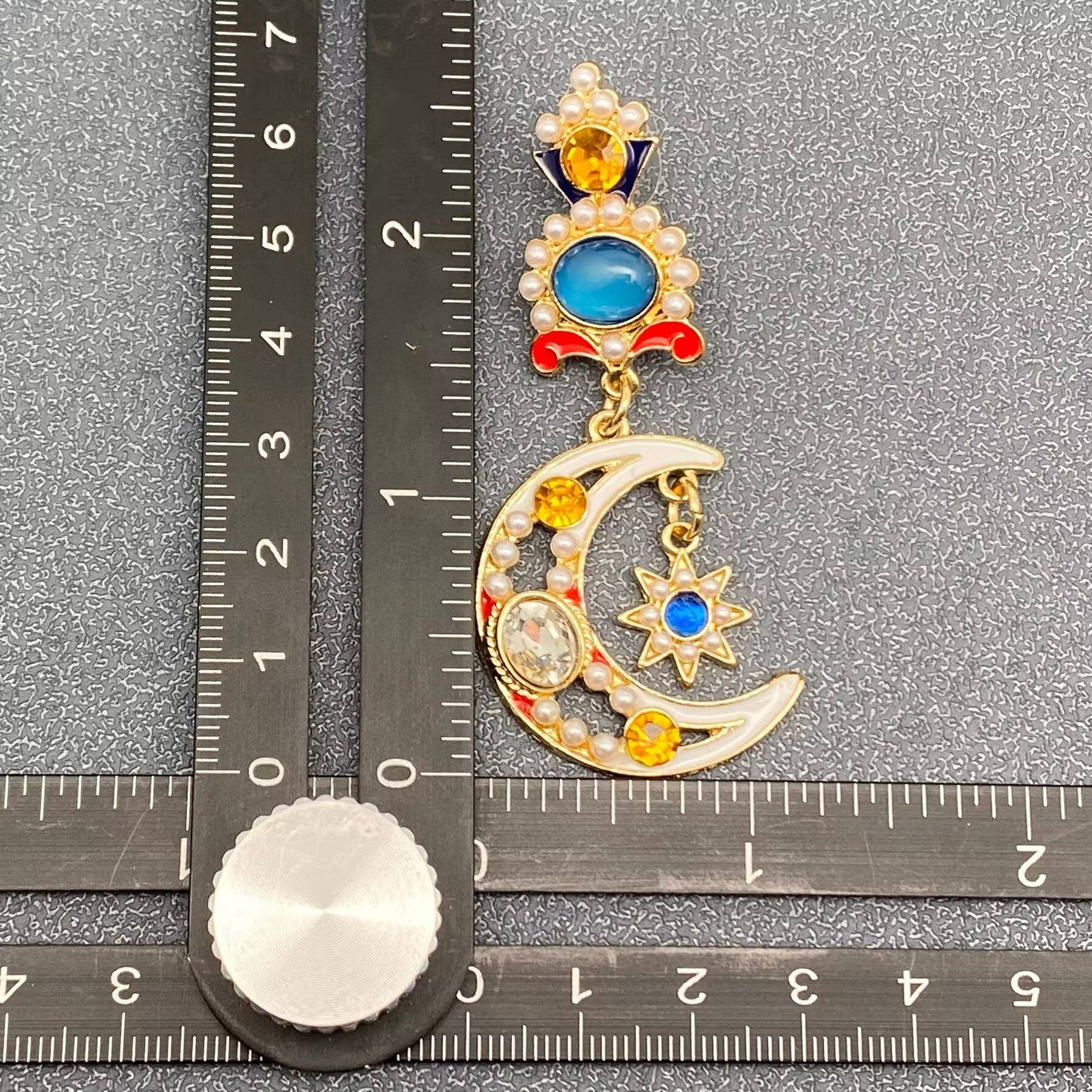 Mio Queena - Wholesale Dangle Earrings - Vintage Rhinestone Enamel Star Moon Dangle Earrings - MS3
